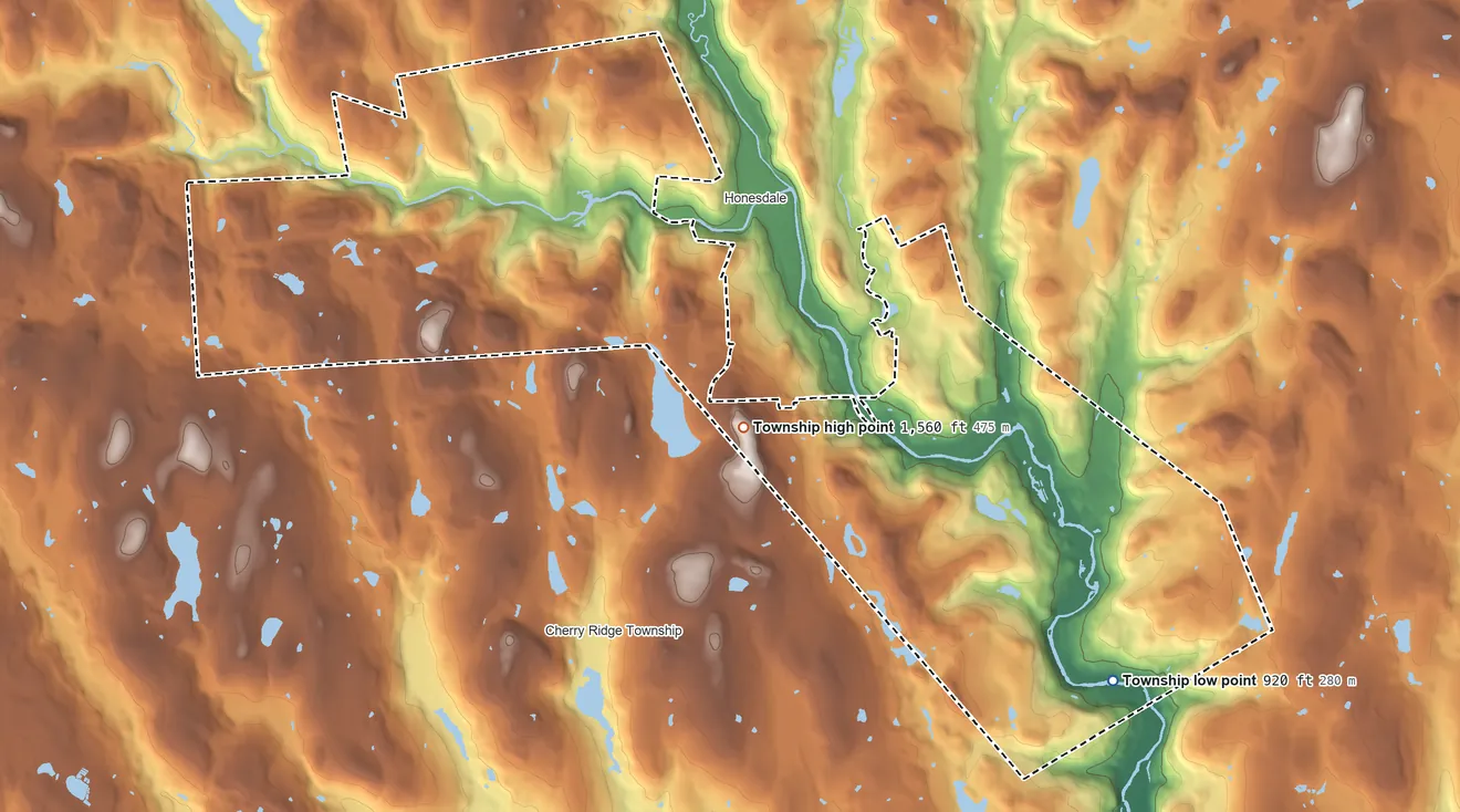 Topographic elevation map of Texas Township, Pennsylvania, shaded from 920 ft on the southeast side to 1,560 ft near the middle