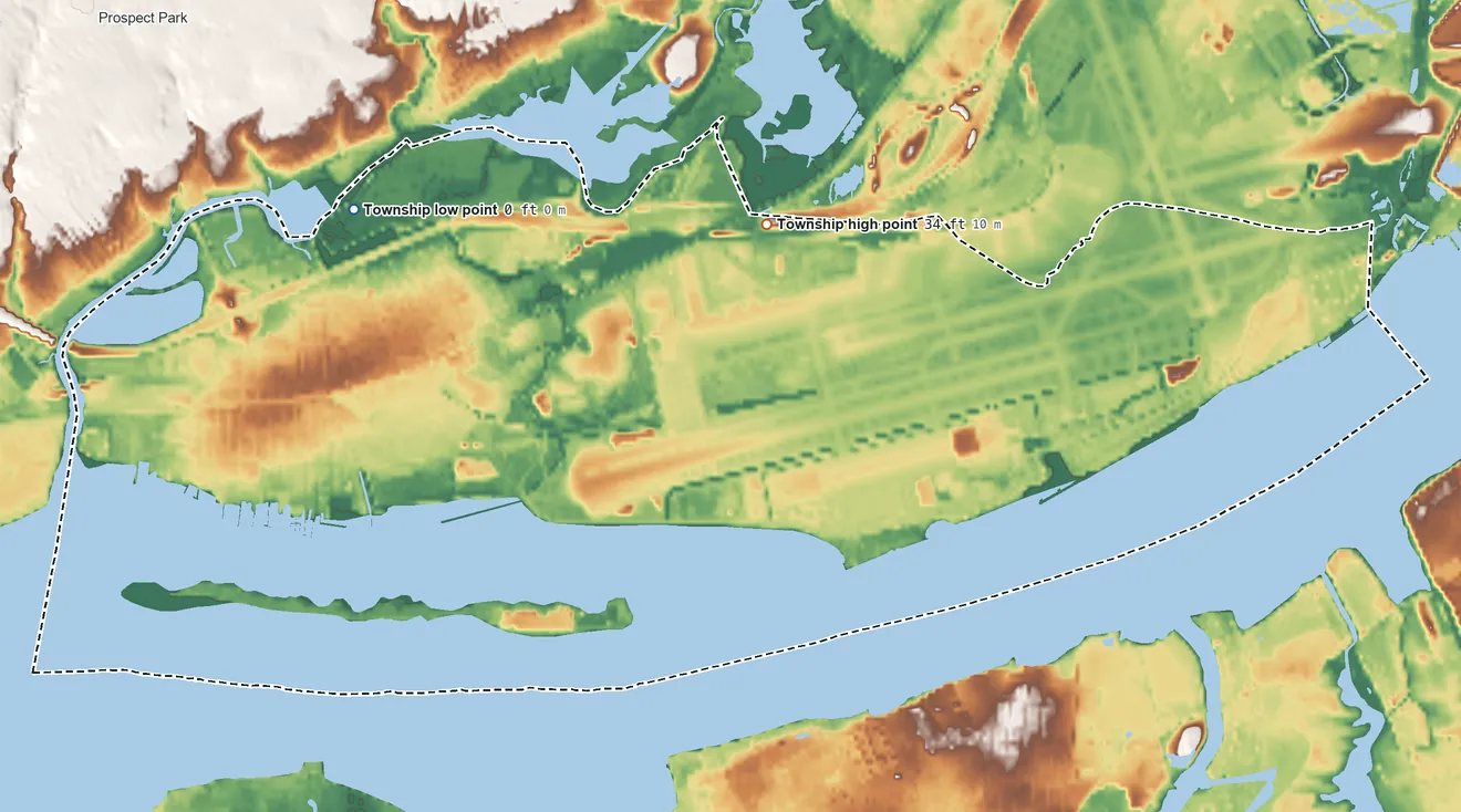 Topographic elevation map of Tinicum Township, Pennsylvania, shaded from 0 ft near the middle to 34 ft on the east side