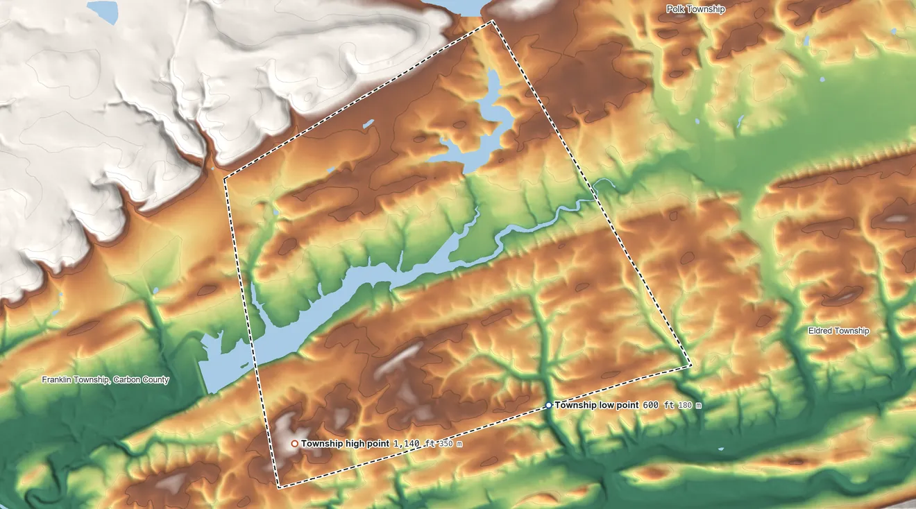 Topographic elevation map of Towamensing Township, Pennsylvania, shaded from 600 ft on the southeast side to 1,140 ft on the southwest side