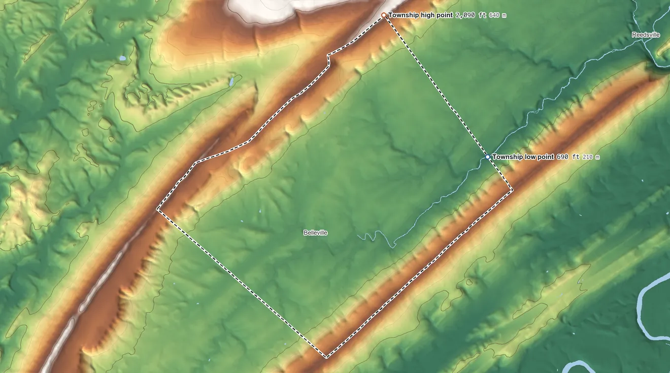 Topographic elevation map of Union Township, Mifflin County, Pennsylvania, shaded from 690 ft on the east side to 2,090 ft on the north side