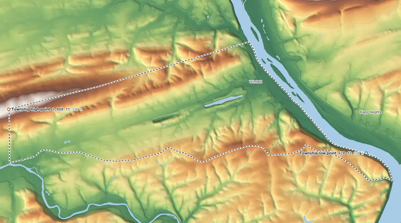 Topographic elevation map of Union Township, Union County, Pennsylvania, shaded from 420 ft on the east side to 1,080 ft on the west edge, below higher ground just outside