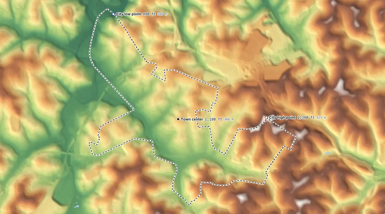 Topographic elevation map of Washington, Pennsylvania, shaded from 990 ft on the northwest side to 1,390 ft on the east side