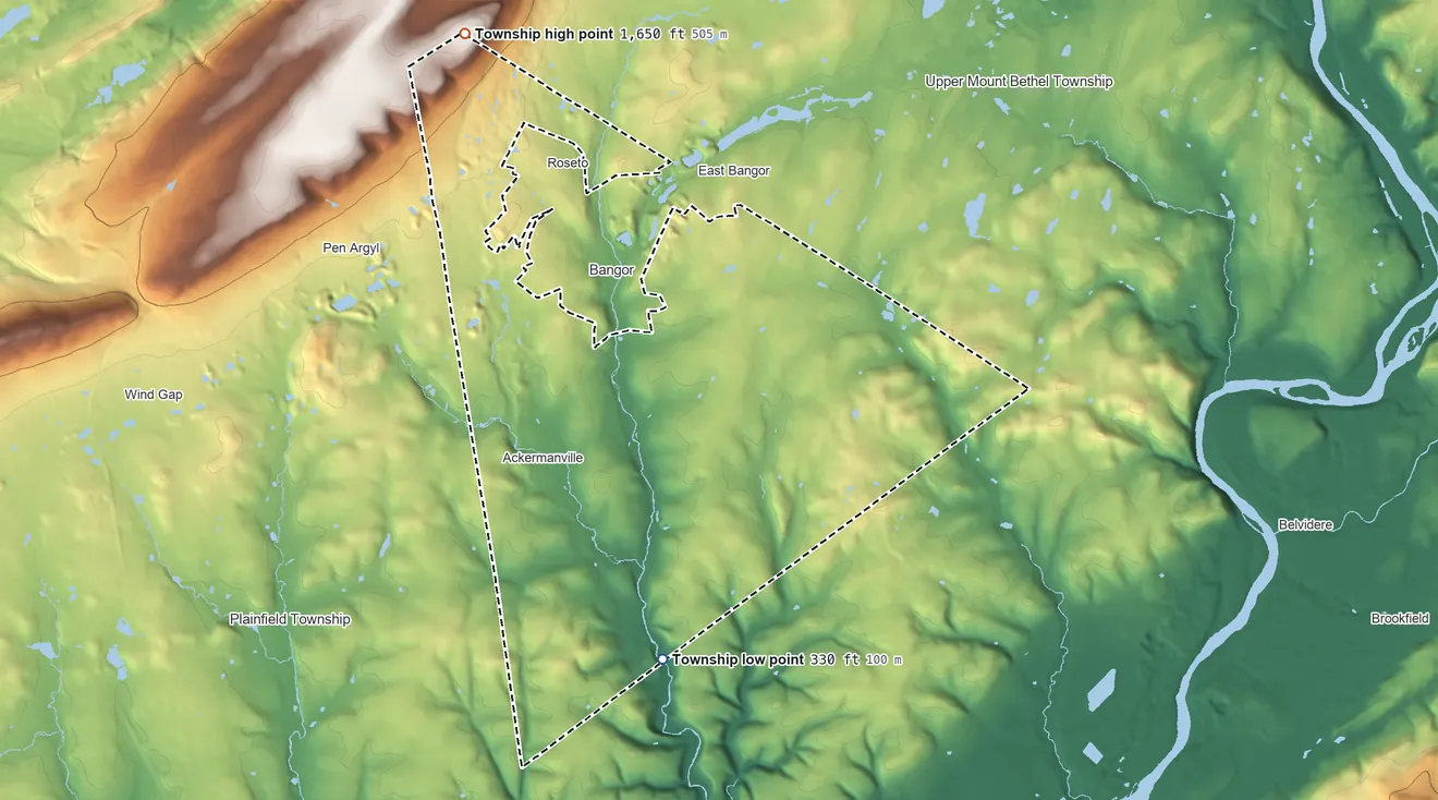Topographic elevation map of Washington Township, Northampton County, Pennsylvania, shaded from 330 ft on the south side to 1,650 ft on the northwest side