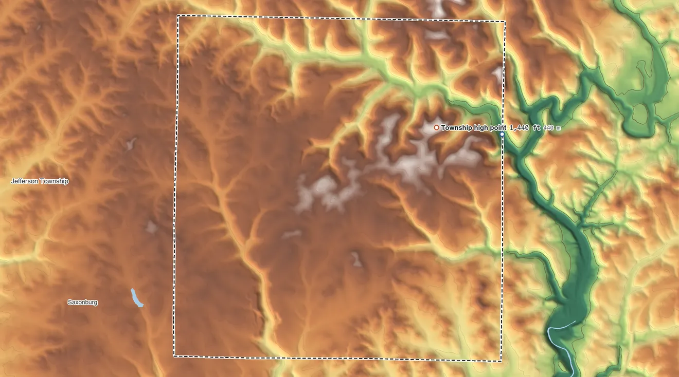 Topographic elevation map of Winfield Township, Pennsylvania, shaded from 900 ft on the northeast side to 1,440 ft on the northeast side