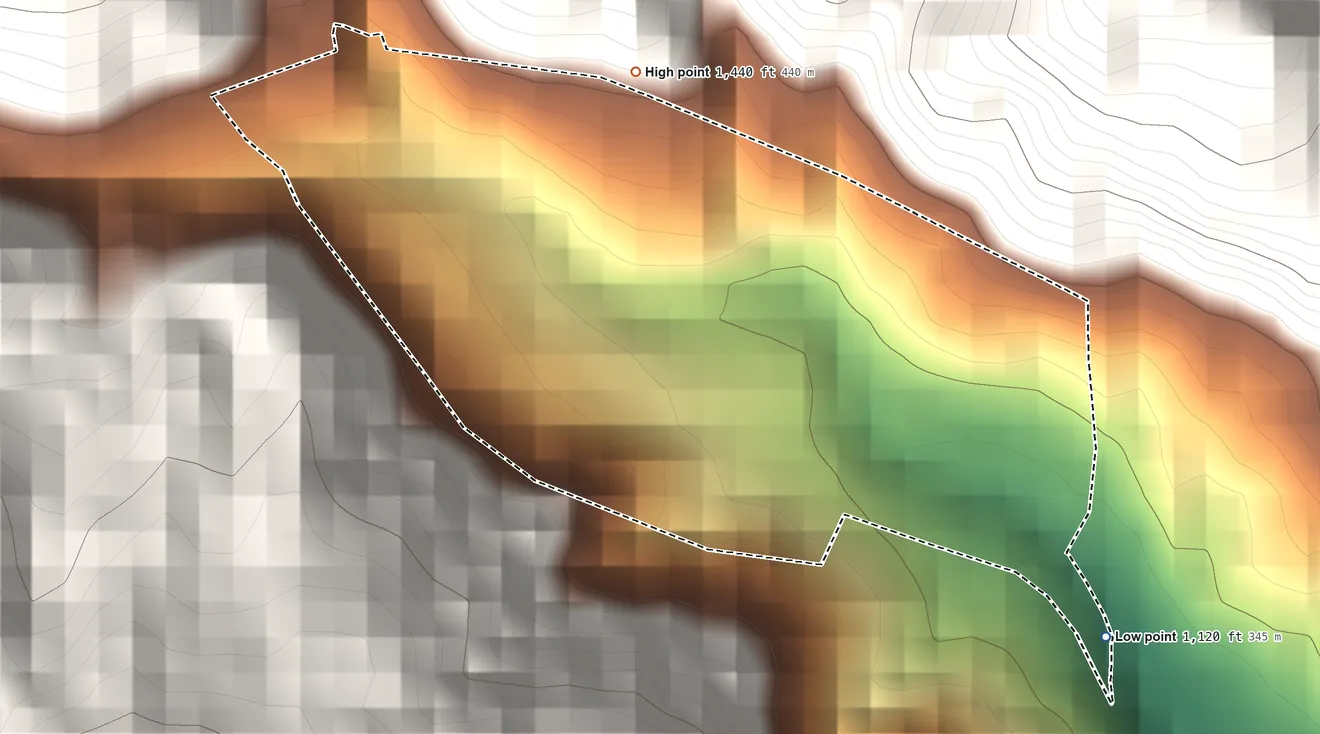 Topographic elevation map of Anon Raices, Puerto Rico, shaded from 1,120 ft on the southeast side to 1,440 ft at the foot of the Cordillera Central