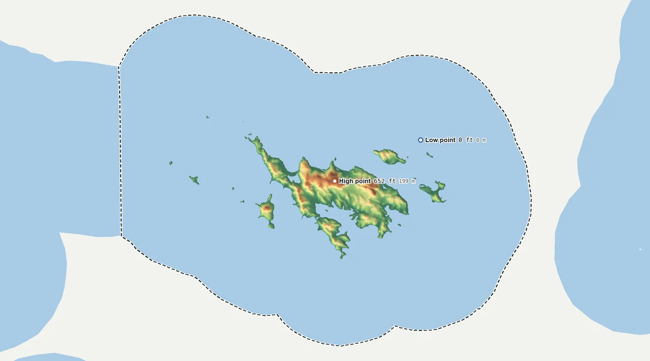 Topographic elevation map of Culebra Municipio, Puerto Rico, shaded from sea level on the Océano Atlántico to 652 ft on Monte Resaca