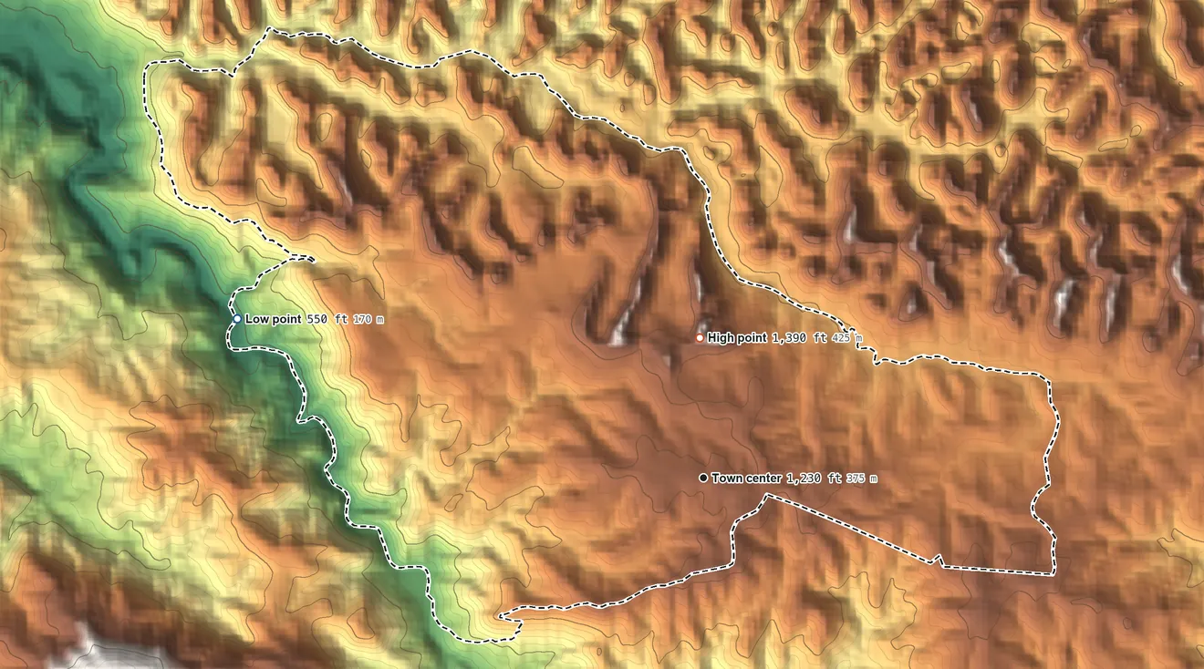 Topographic elevation map of Frontón, Puerto Rico, shaded from 550 ft on the west side to 1,390 ft on the north side