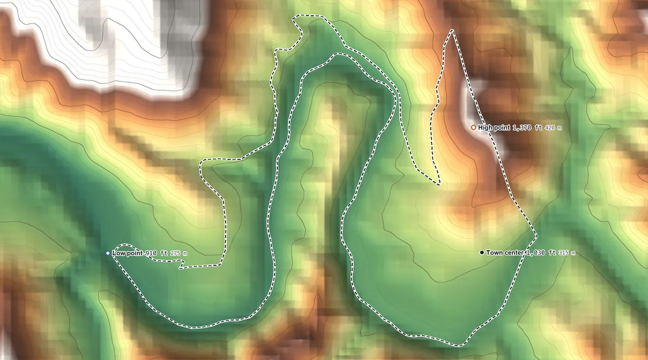 Topographic elevation map of Honduras, Puerto Rico, shaded from 910 ft on the west side to 1,370 ft at the foot of the Sierra de Jájome