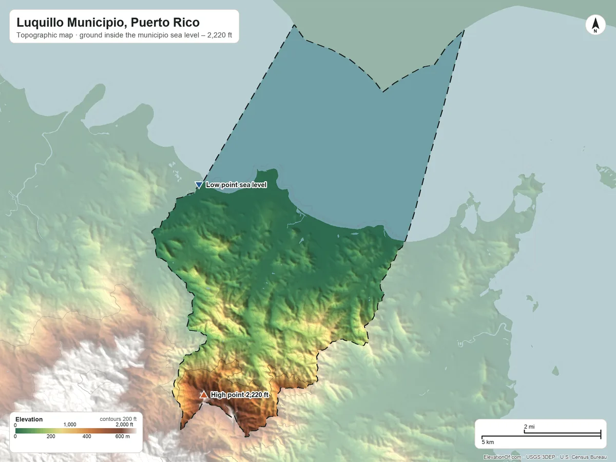 Topographic elevation map of Luquillo Municipio, Puerto Rico, shaded from sea level on the Océano Atlántico to 2,220 ft on the southwest side