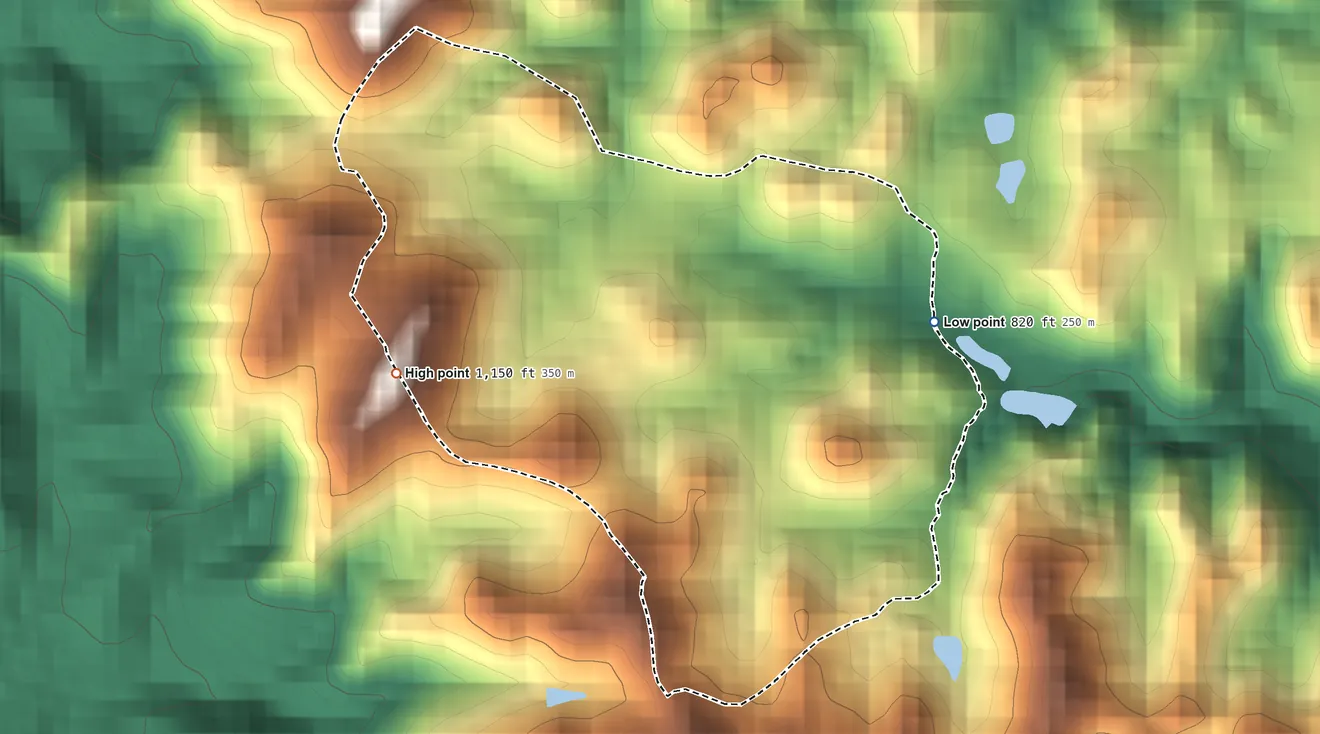 Topographic elevation map of Tomás de Castro, Puerto Rico, shaded from 820 ft on the east side to 1,150 ft at the foot of the Altos de San Luis