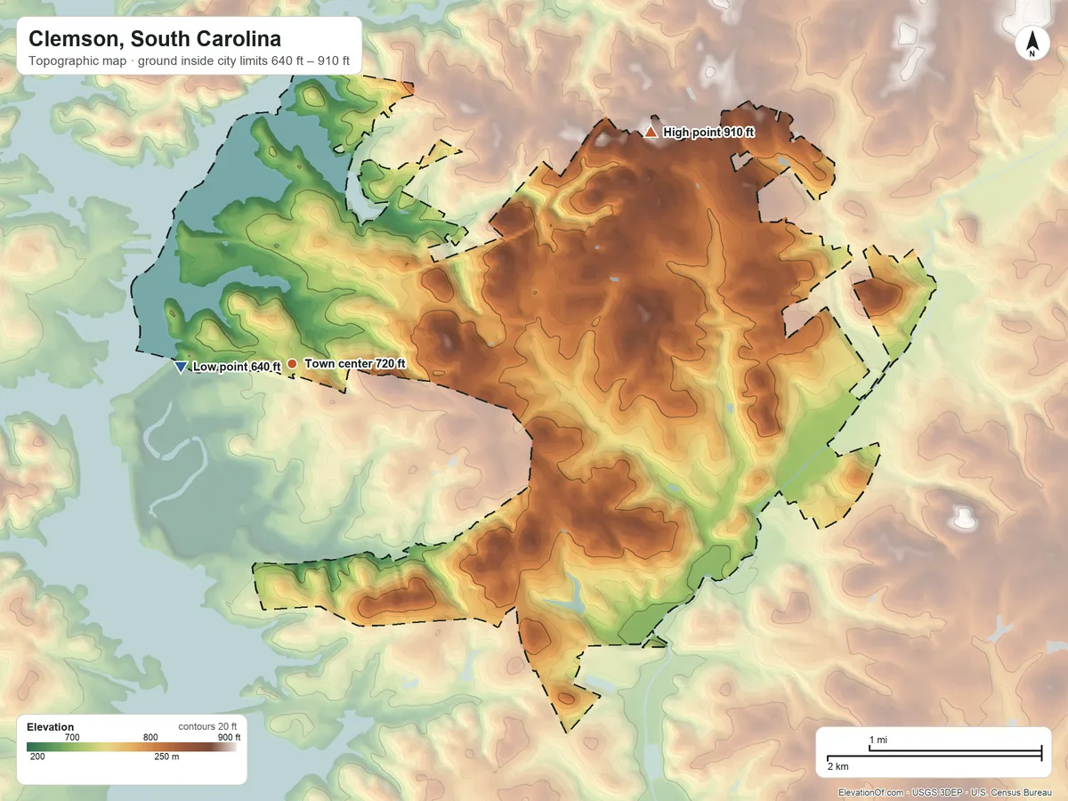 Topographic elevation map of Clemson, South Carolina, shaded from 640 ft on the west side to 910 ft on the northeast side