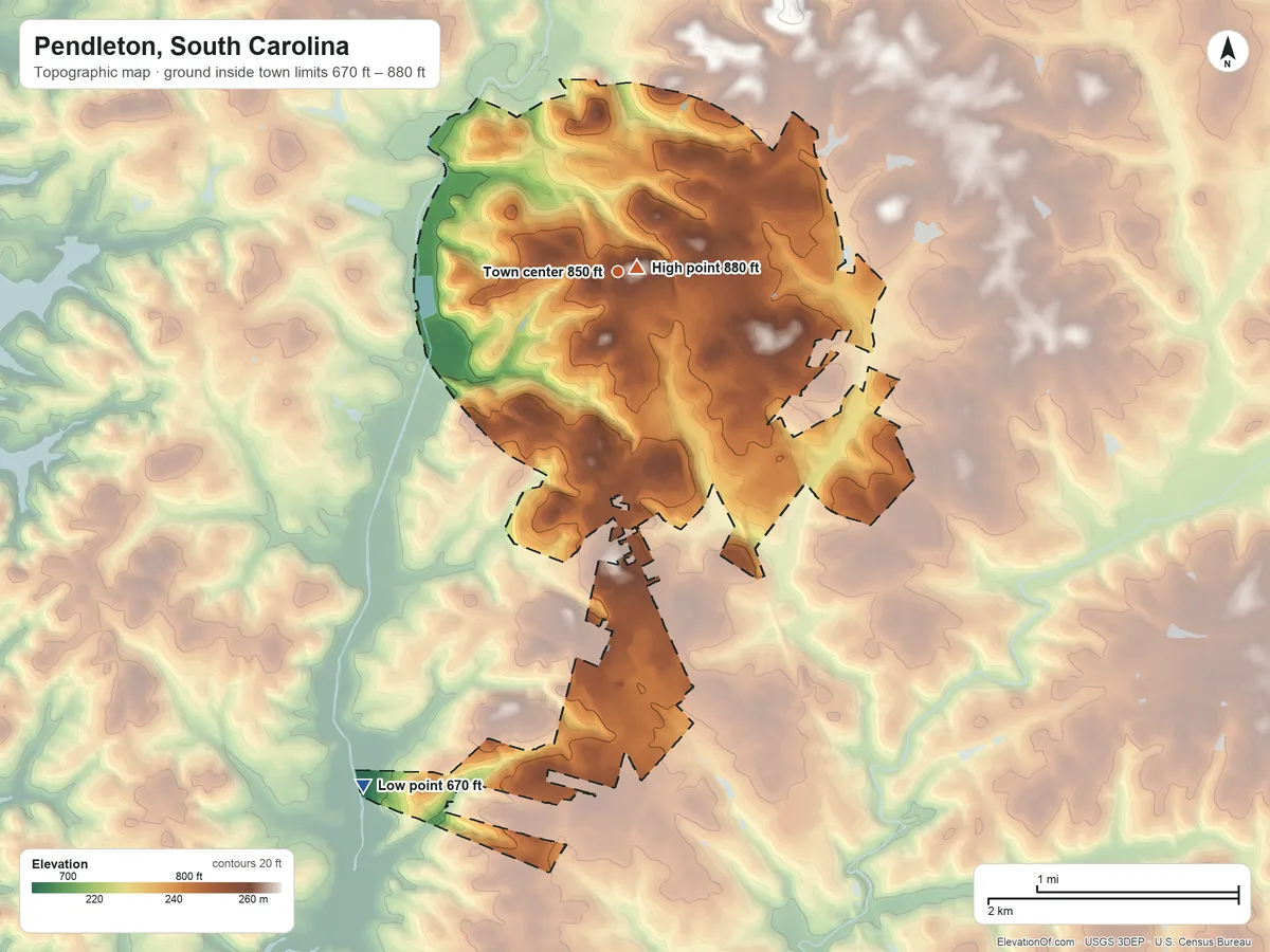 Topographic elevation map of Pendleton, South Carolina, shaded from 670 ft on the southwest side to 880 ft near the middle