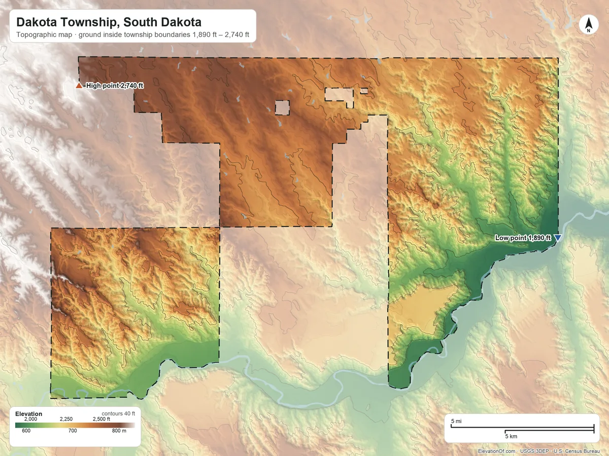 Topographic elevation map of Dakota Township, South Dakota, shaded from 1,890 ft on the east side to 2,740 ft on the west side