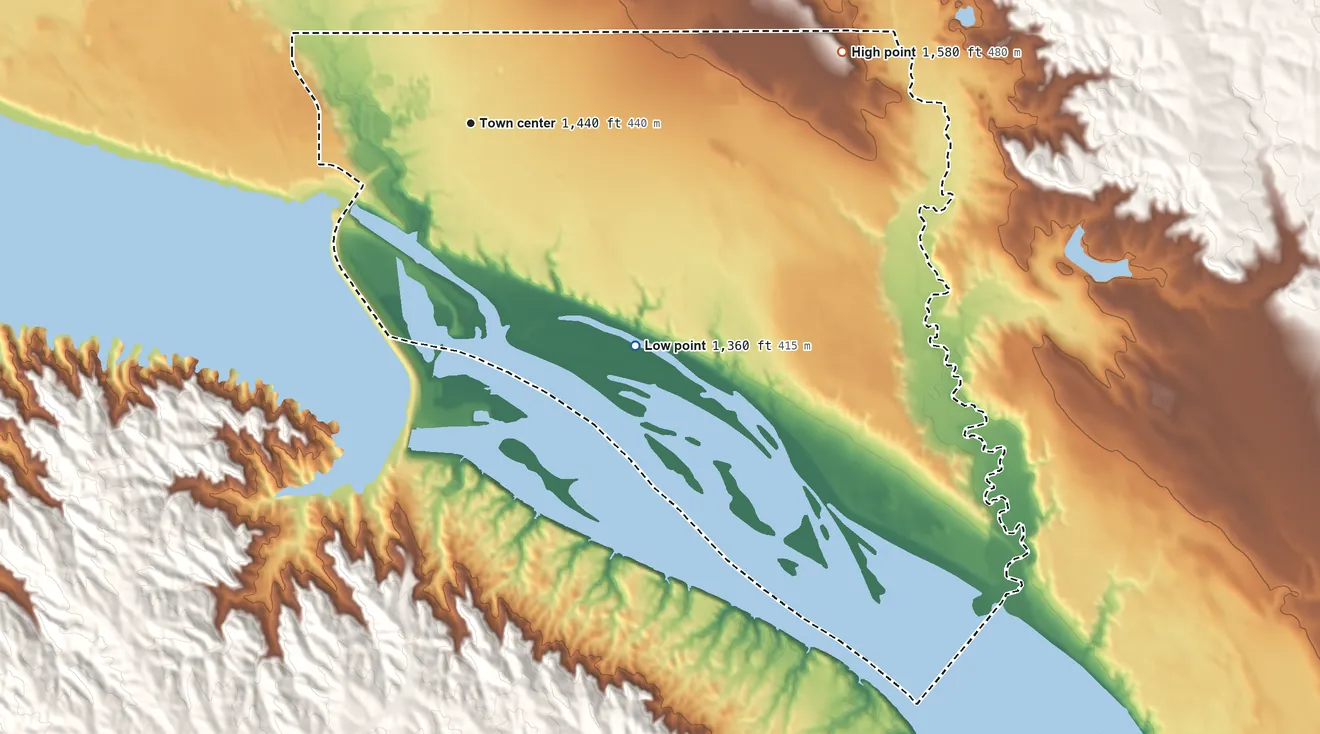 Topographic elevation map of Fort Thompson, South Dakota, shaded from 1,360 ft on the southeast side to 1,580 ft on the east side