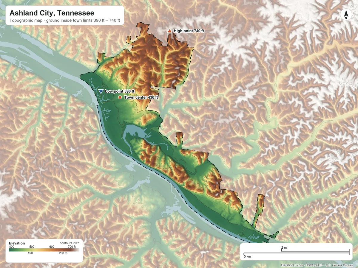 Topographic elevation map of Ashland City, Tennessee, shaded from 390 ft near the middle to 740 ft on the northeast side