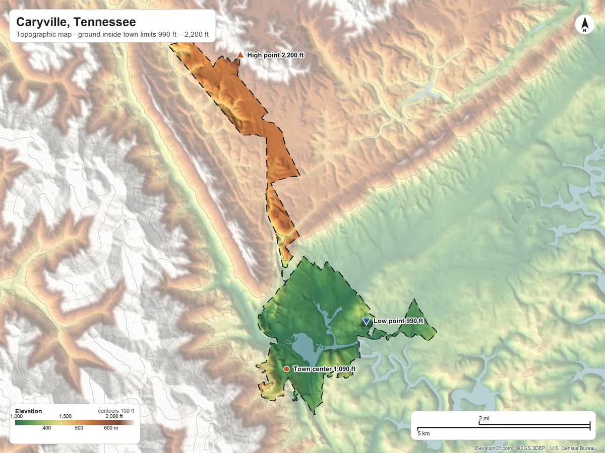 Topographic elevation map of Caryville, Tennessee, shaded from 990 ft on the northeast side to 2,200 ft on the north side