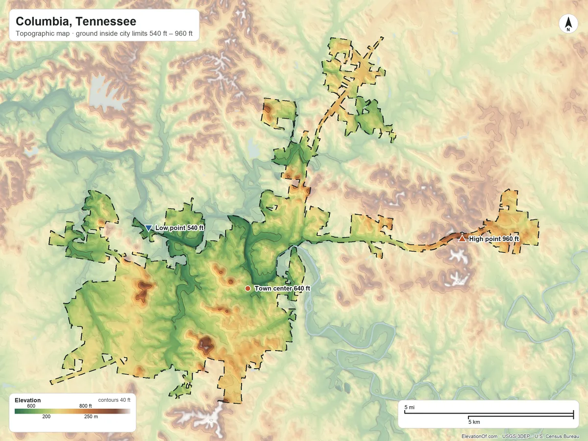 Topographic elevation map of Columbia, Tennessee, shaded from 540 ft on the northwest side to 960 ft on the east edge, below higher ground just outside