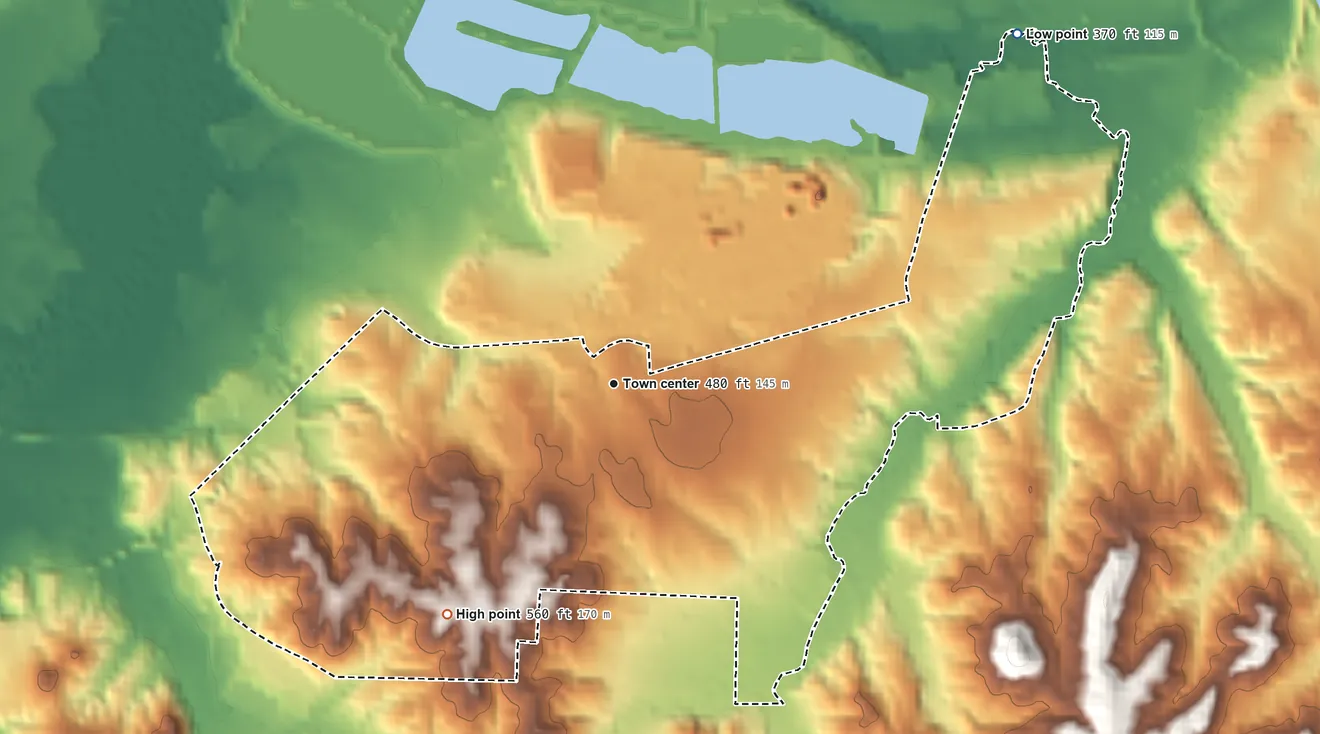 Topographic elevation map of Counce, Tennessee, shaded from 370 ft on the northeast side to 560 ft on the southwest side