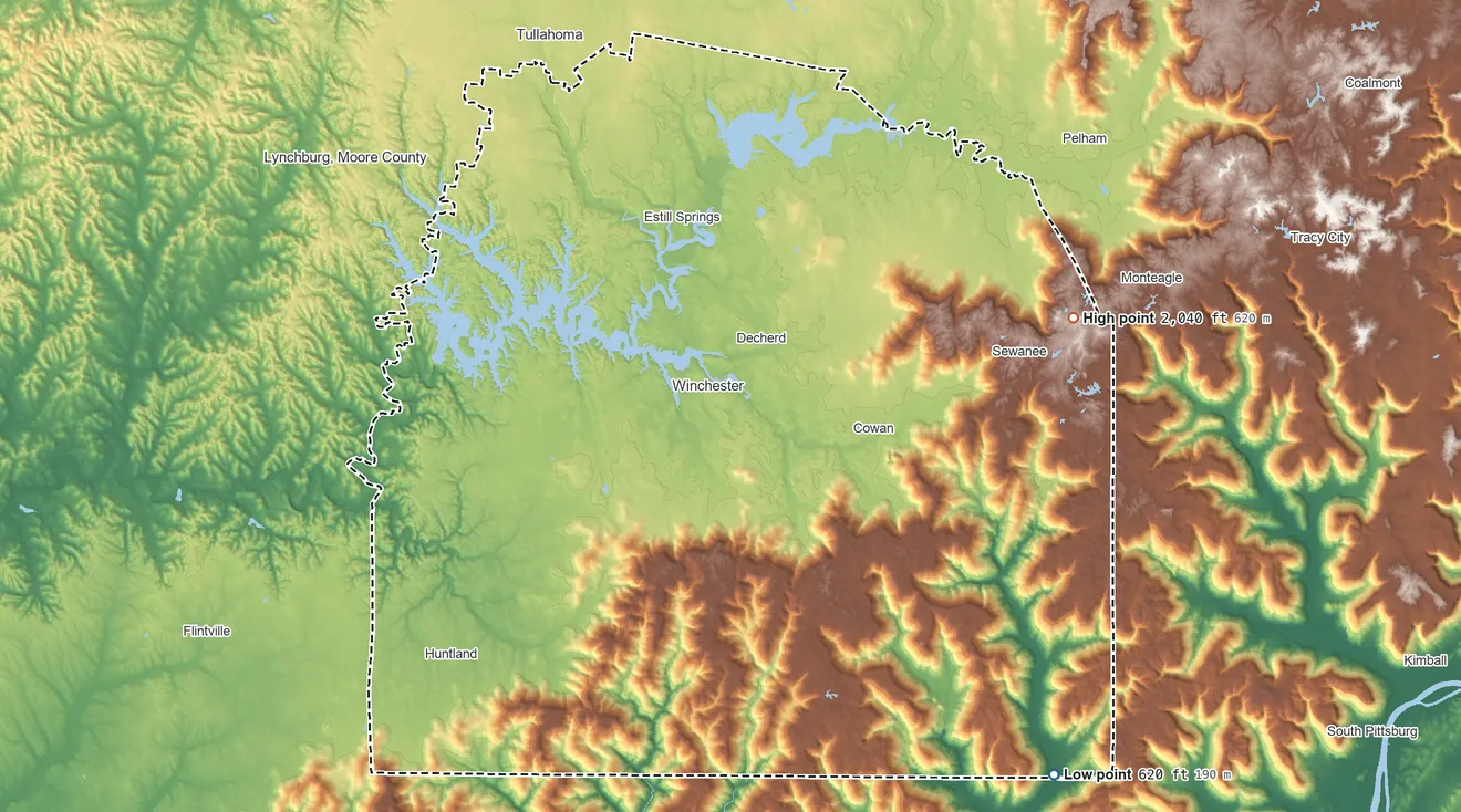 Topographic elevation map of Franklin County, Tennessee, shaded from 620 ft on the southeast side to 2,040 ft on the east side
