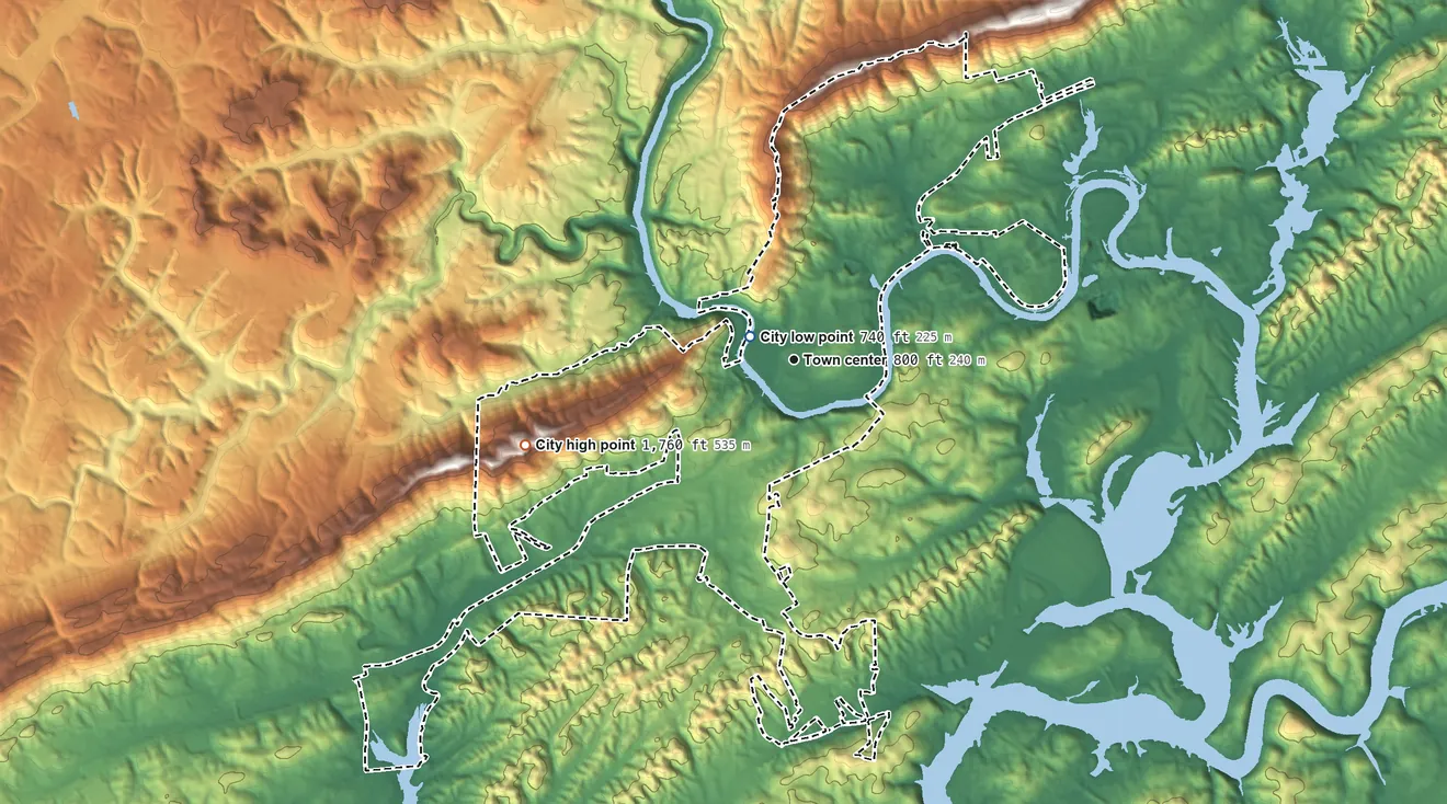 Topographic elevation map of Harriman, Tennessee, shaded from 740 ft near the middle to 1,760 ft on the west side
