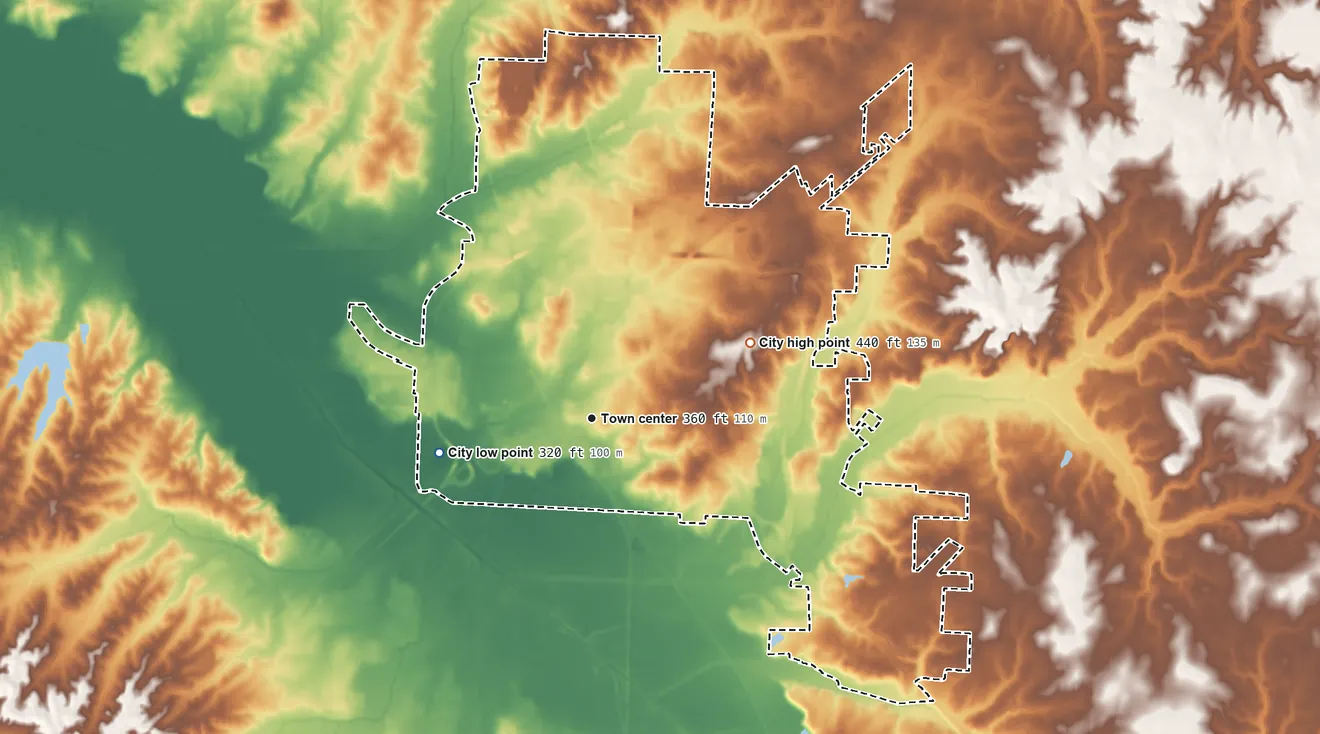 Topographic elevation map of Humboldt, Tennessee, shaded from 320 ft on the west side to 440 ft on the northeast side