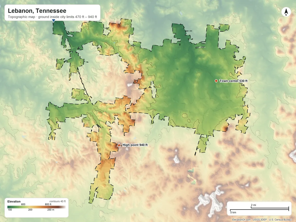 Topographic elevation map of Lebanon, Tennessee, shaded from 470 ft on the west side to 940 ft on Big Hill