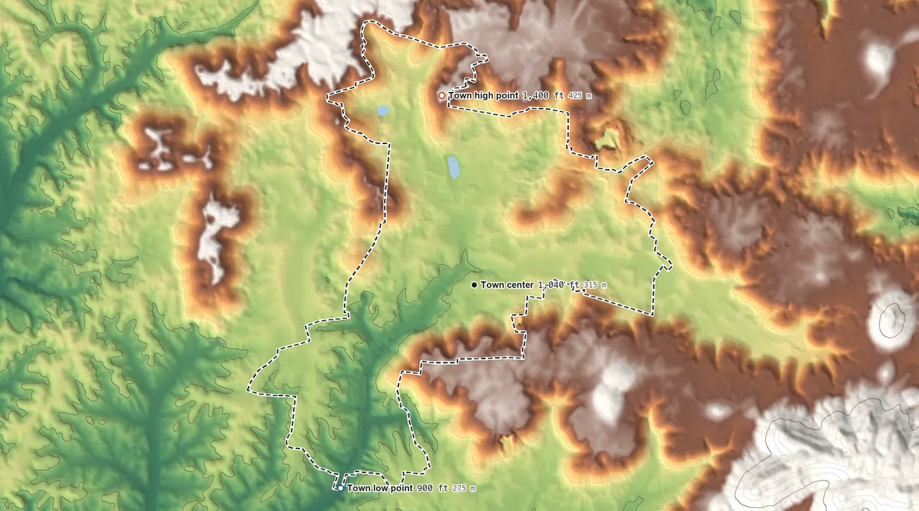 Topographic elevation map of Livingston, Tennessee, shaded from 900 ft on the southwest side to 1,400 ft on the north side