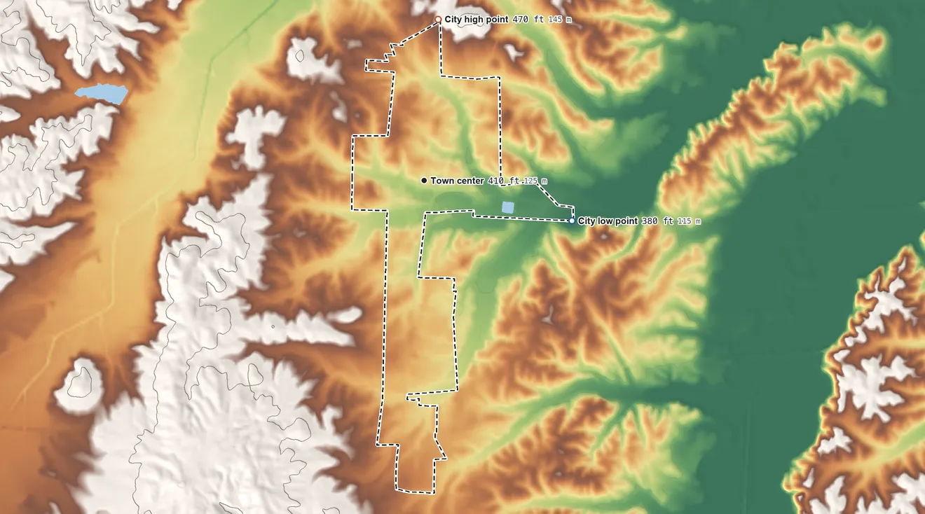 Topographic elevation map of Middleton, Tennessee, shaded from 380 ft on the east side to 470 ft on the north side