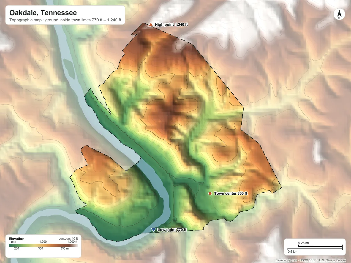 Topographic elevation map of Oakdale, Tennessee, shaded from 770 ft on the southwest side to 1,240 ft at the foot of the River Knobs