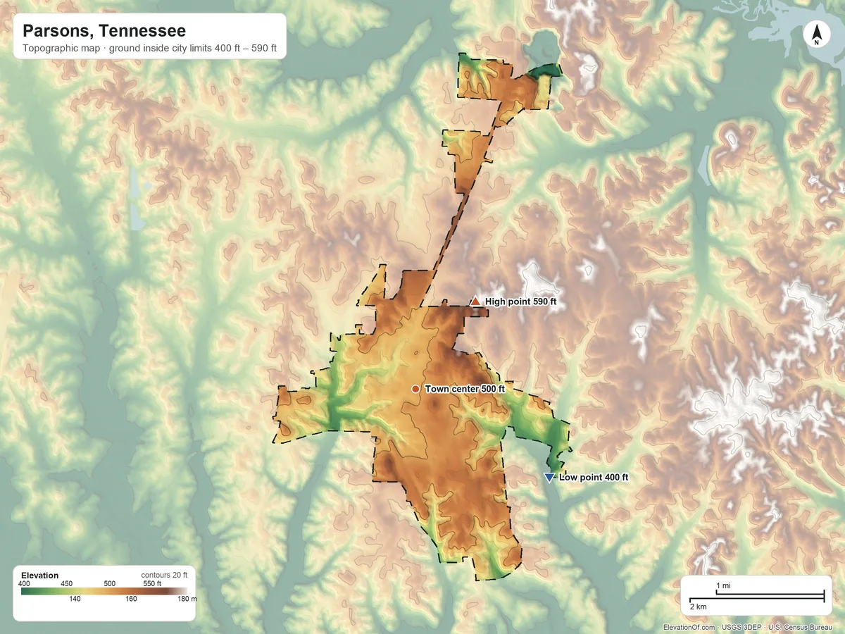 Topographic elevation map of Parsons, Tennessee, shaded from 400 ft on the southeast side to 590 ft on the northeast side