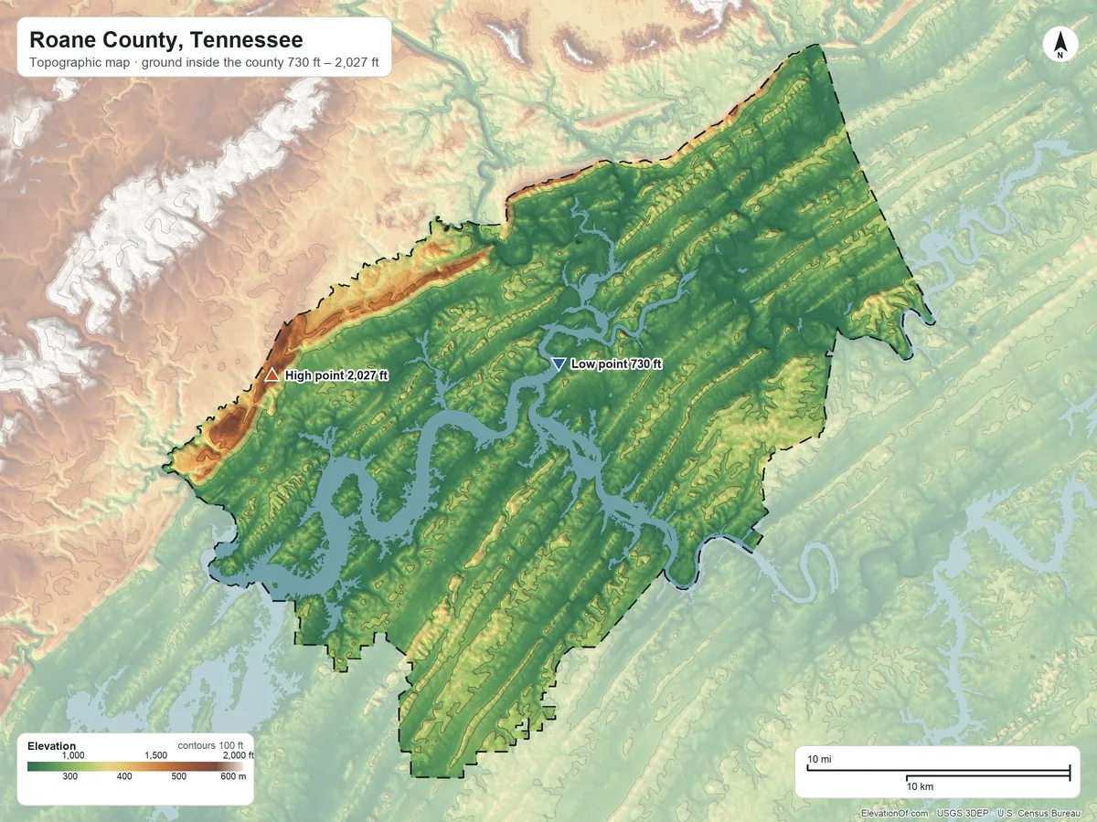 Topographic elevation map of Roane County, Tennessee, shaded from 730 ft near the middle to 2,027 ft on Mount Roosevelt