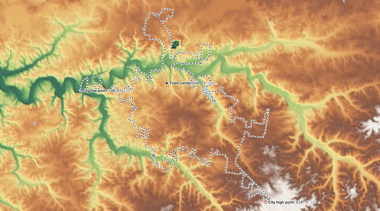 Topographic elevation map of Springfield, Tennessee, shaded from 500 ft on the west side to 820 ft on the southeast side