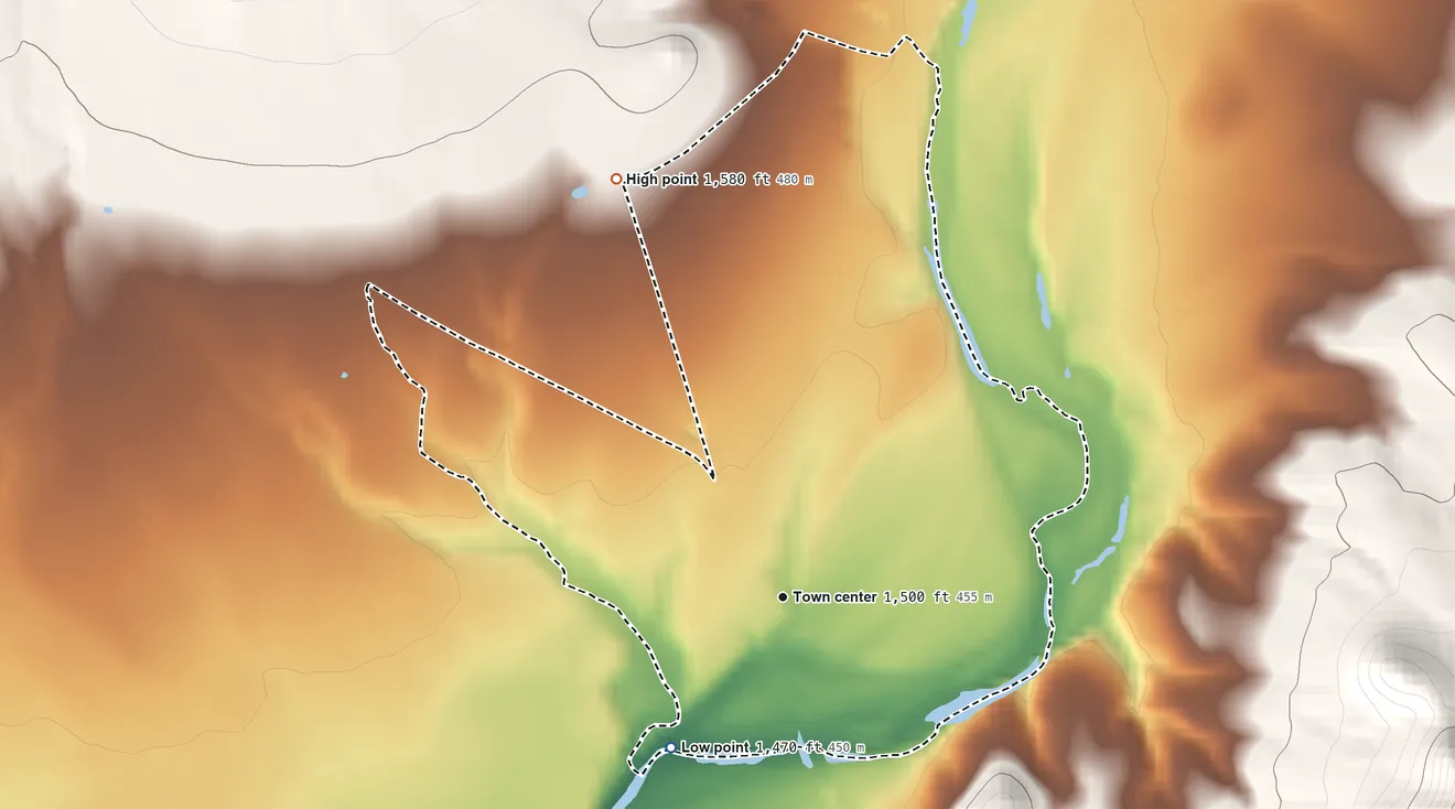 Topographic elevation map of Barksdale, Texas, shaded from 1,470 ft on the southwest side to 1,580 ft on the north edge, below higher ground just outside