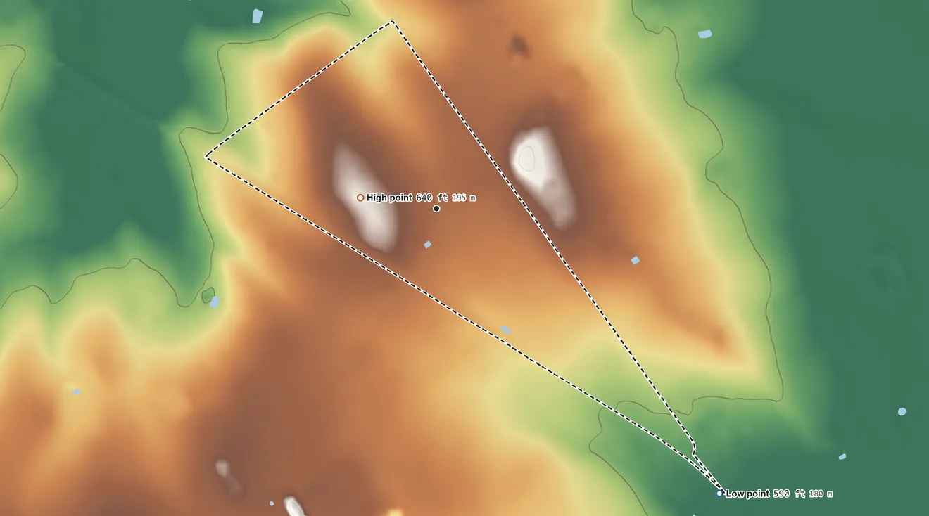 Topographic elevation map of Carrizo Hill, Texas, shaded from 590 ft on the southeast side to 640 ft on the west side
