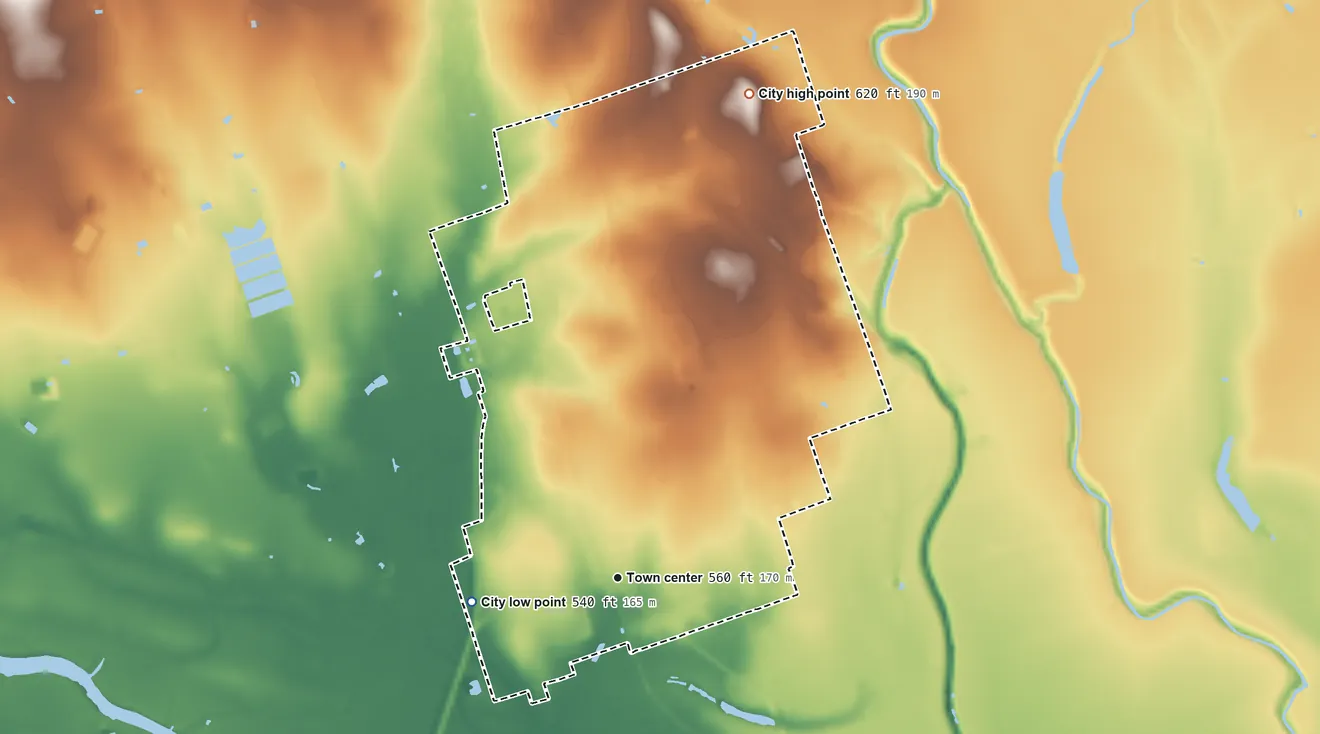 Topographic elevation map of Crystal City, Texas, shaded from 540 ft on the west side to 620 ft on the north side