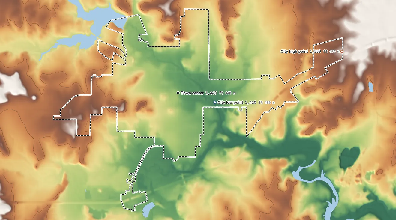 Topographic elevation map of Eastland, Texas, shaded from 1,410 ft on the east side to 1,550 ft on the east side