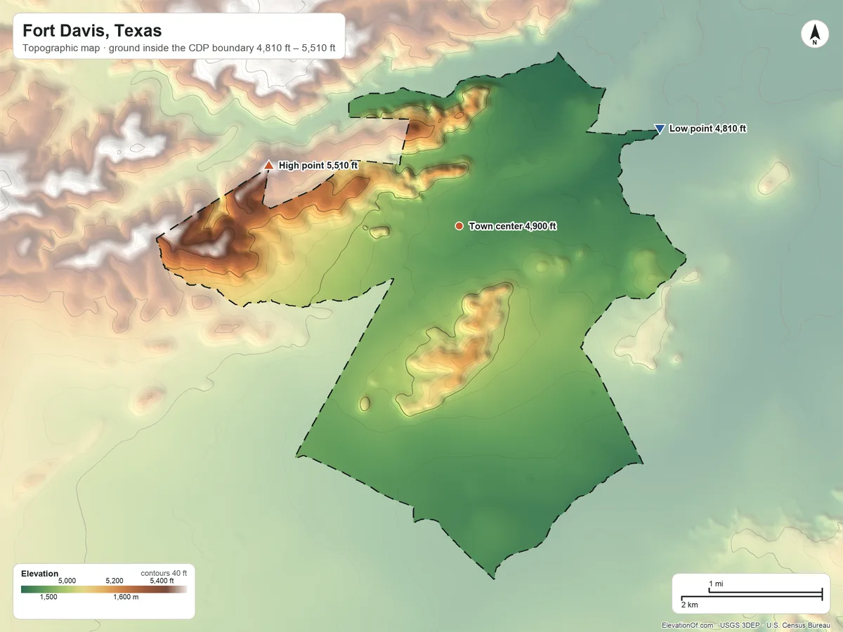 Topographic elevation map of Fort Davis, Texas, shaded from 4,810 ft on the northeast side to 5,510 ft on the west side