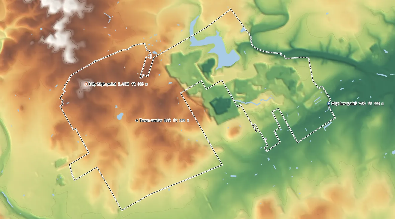 Topographic elevation map of Garden Ridge, Texas, shaded from 710 ft on the east side to 1,030 ft on the northwest side