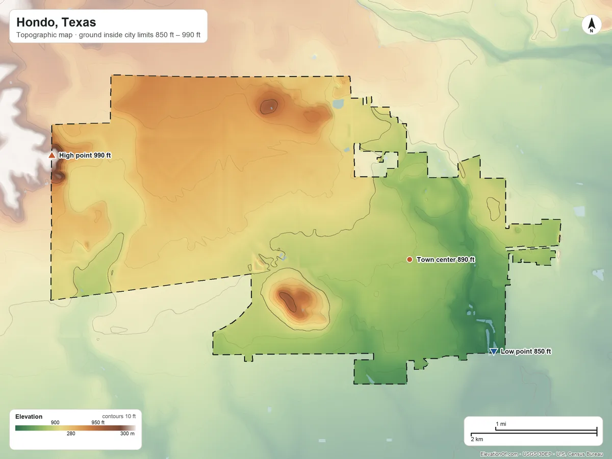 Topographic elevation map of Hondo, Texas, shaded from 850 ft on the southeast side to 990 ft on the west side