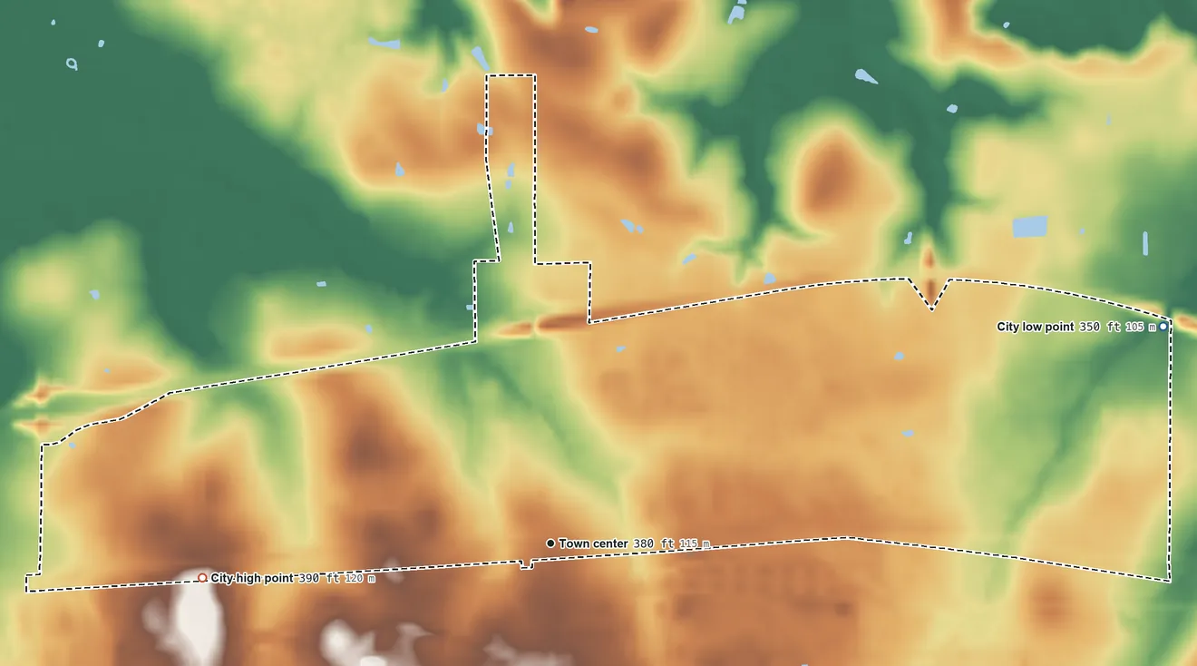 Topographic elevation map of Hooks, Texas, shaded from 350 ft on the east side to 390 ft on the west side