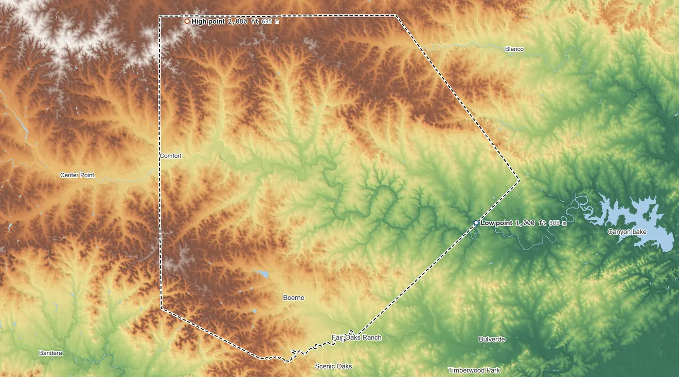 Topographic elevation map of Kendall County, Texas, shaded from 1,000 ft on the east side to 2,080 ft on the northwest side