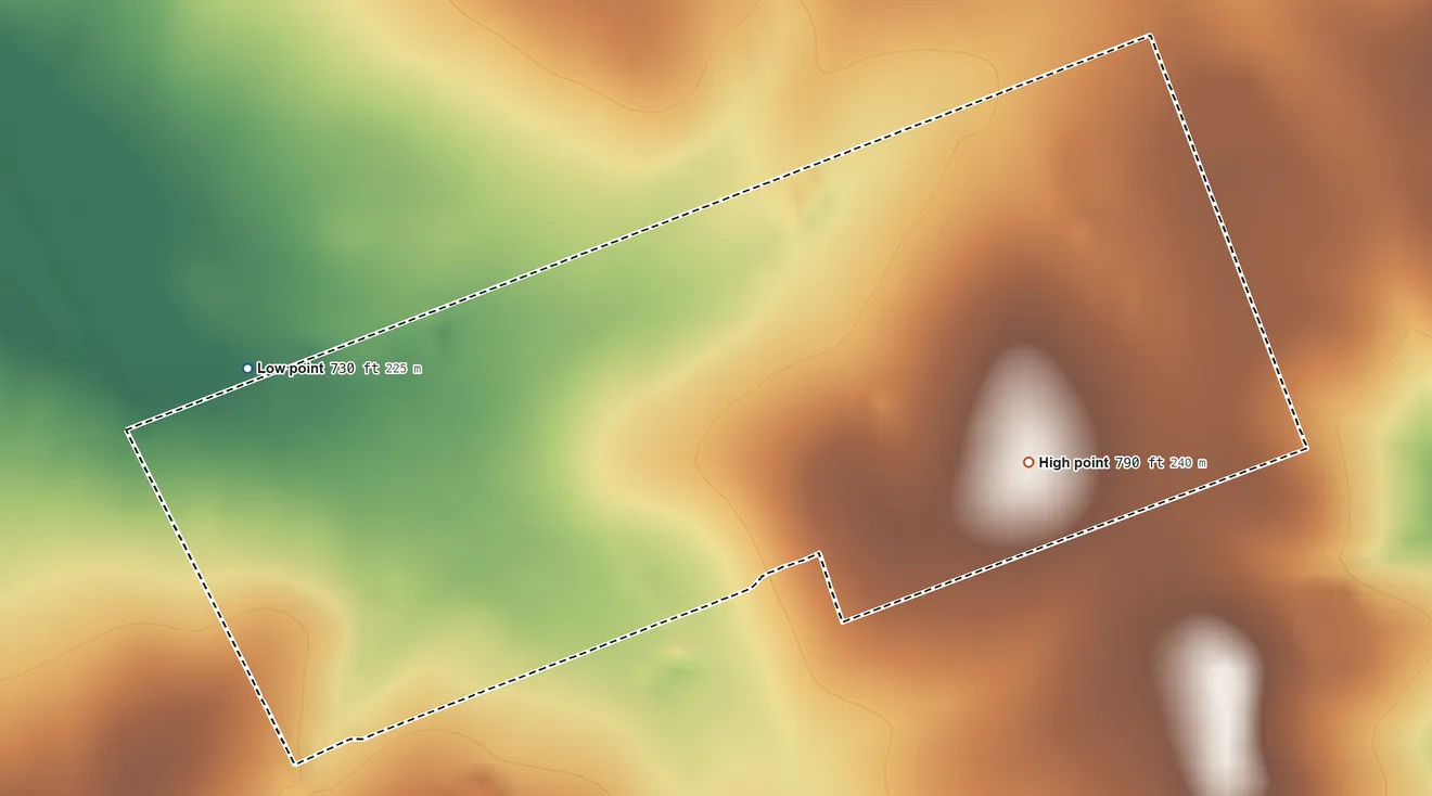 Topographic elevation map of Los Huisaches, Texas, shaded from 730 ft on the west side to 790 ft on the east side
