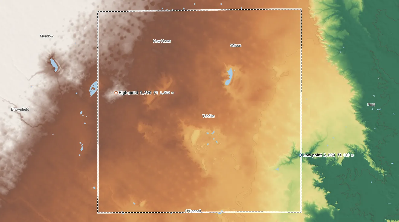 Topographic elevation map of Lynn County, Texas, shaded from 2,660 ft on the southeast side to 3,320 ft on the west side