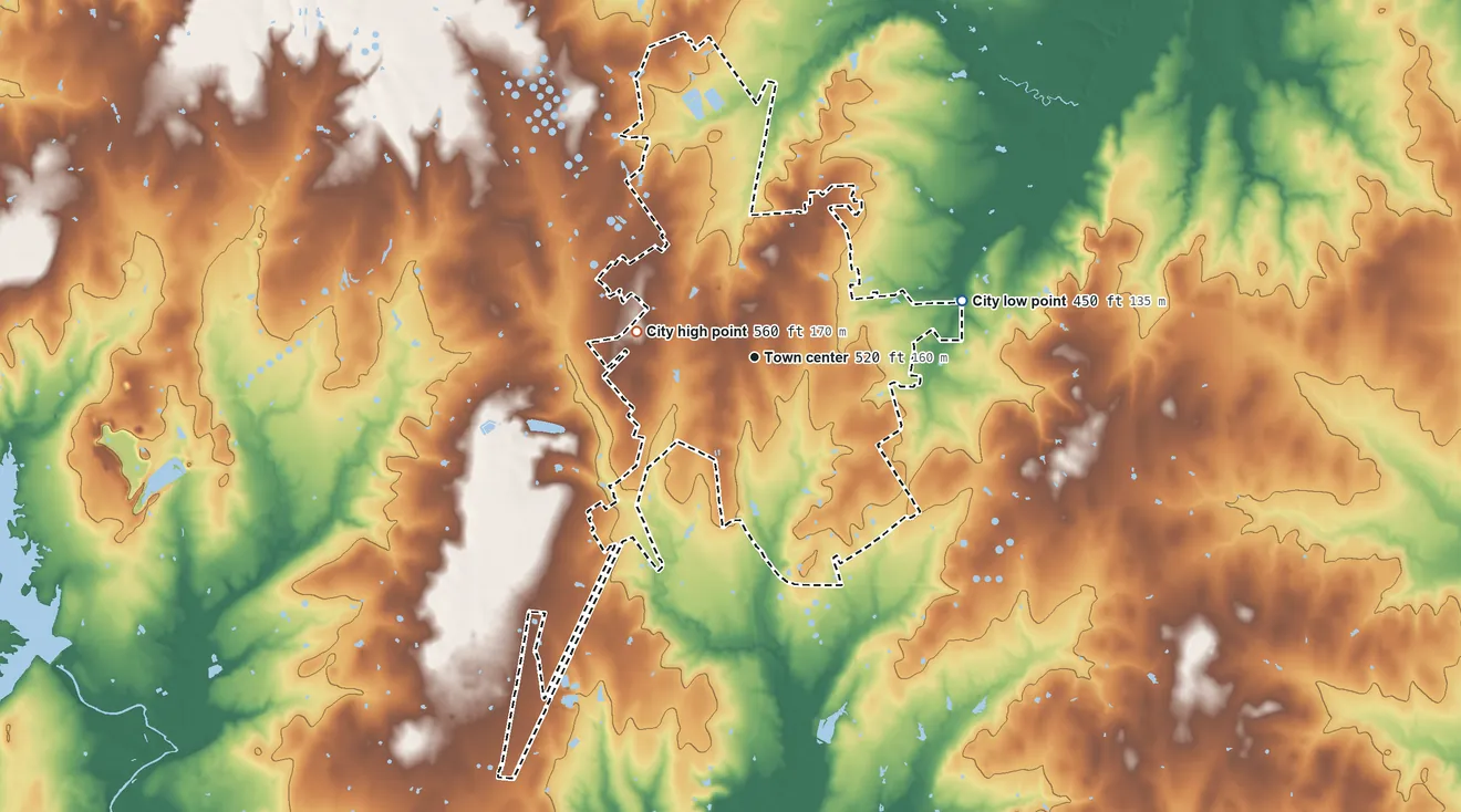 Topographic elevation map of Mexia, Texas, shaded from 450 ft on the east side to 560 ft on the west side