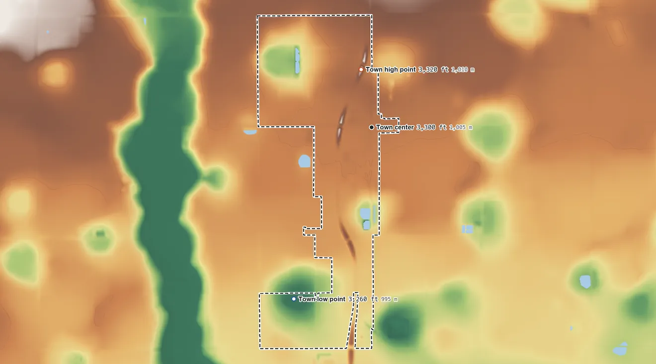 Topographic elevation map of New Deal, Texas, shaded from 3,260 ft on the southwest side to 3,320 ft on the north side