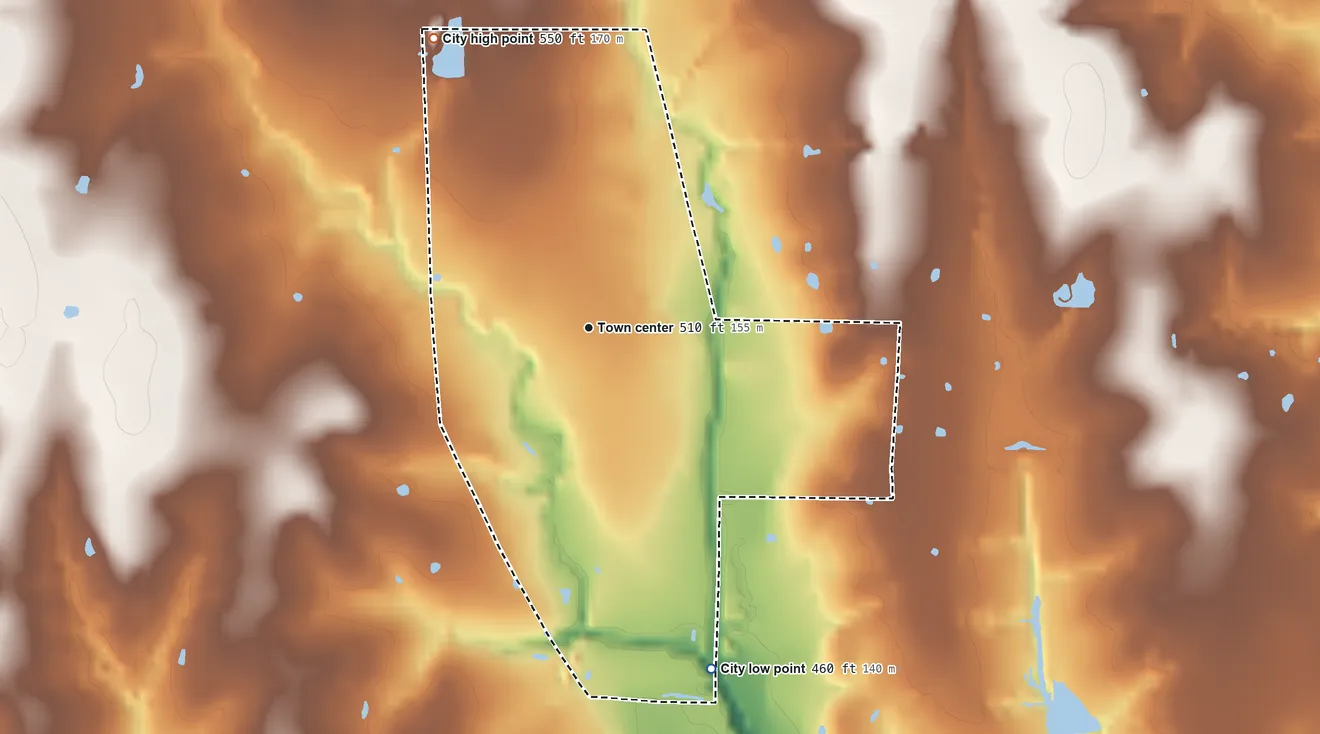 Topographic elevation map of Roxton, Texas, shaded from 460 ft on the south side to 550 ft on the northwest side