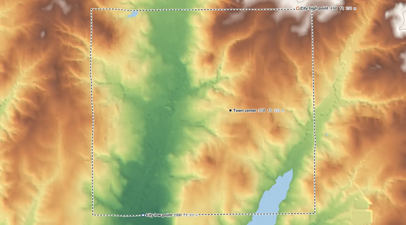 Topographic elevation map of San Augustine, Texas, shaded from 280 ft on the southwest side to 490 ft on the northeast side