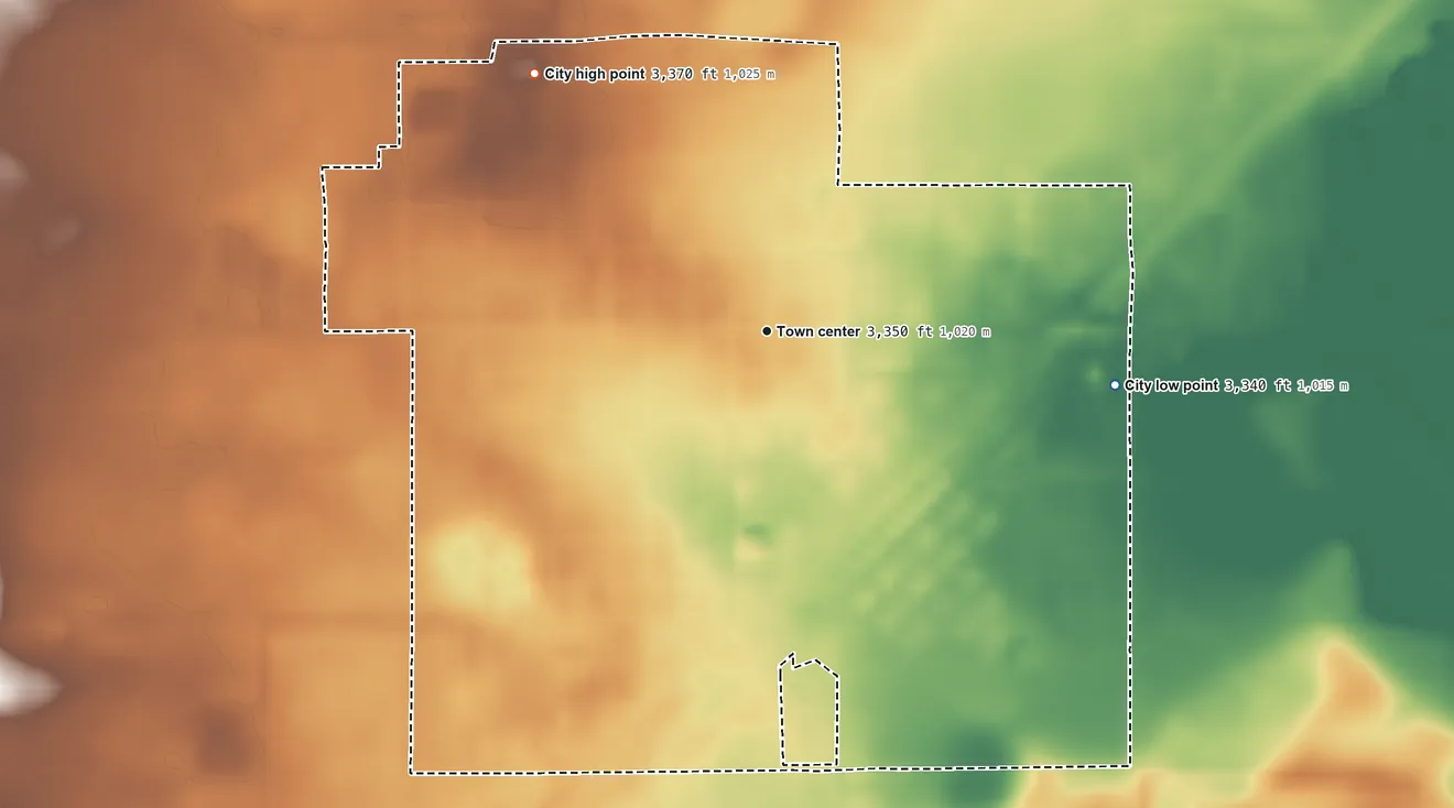 Topographic elevation map of Seagraves, Texas, shaded from 3,340 ft on the east side to 3,370 ft on the northwest side