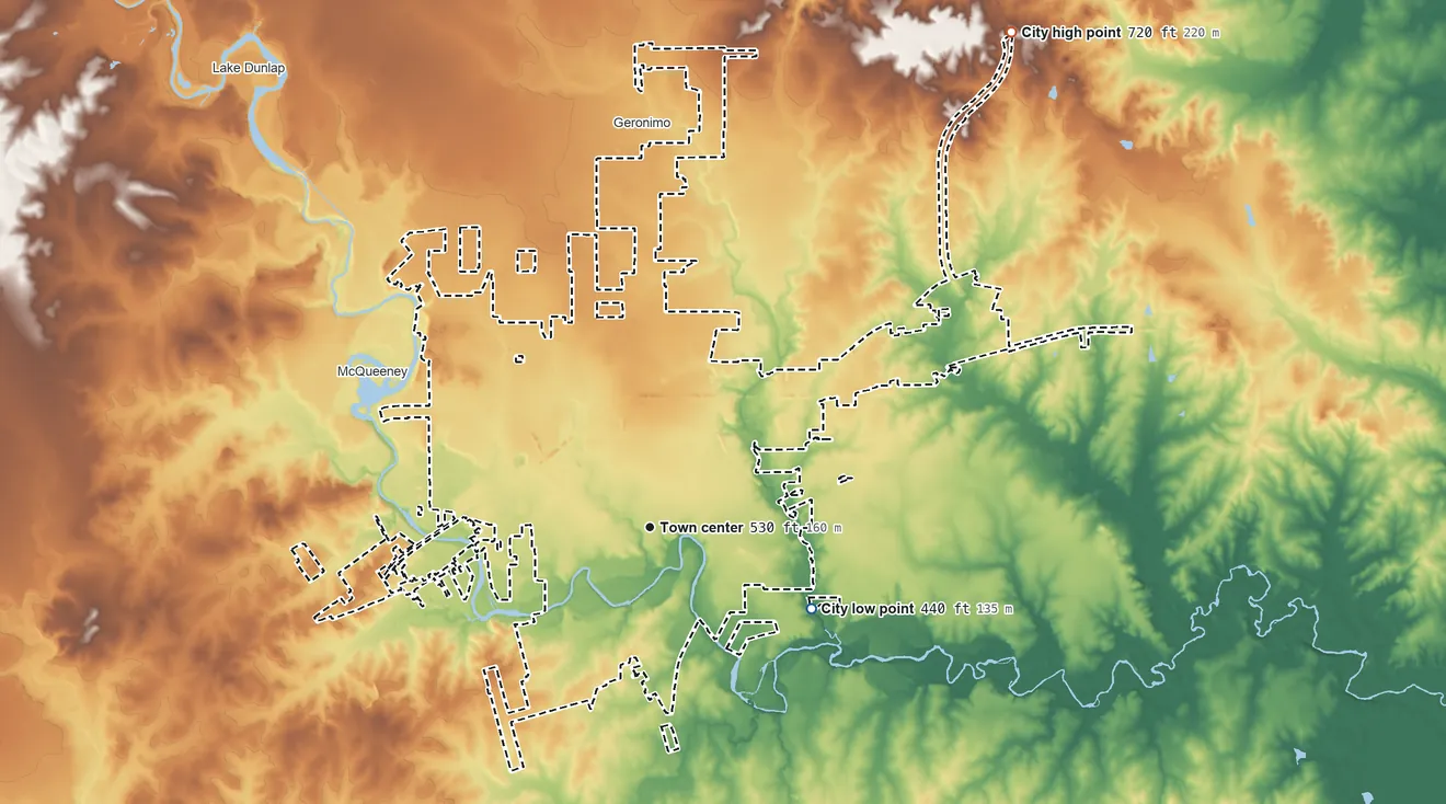 Topographic elevation map of Seguin, Texas, shaded from 440 ft on the southeast side to 720 ft on the northeast side