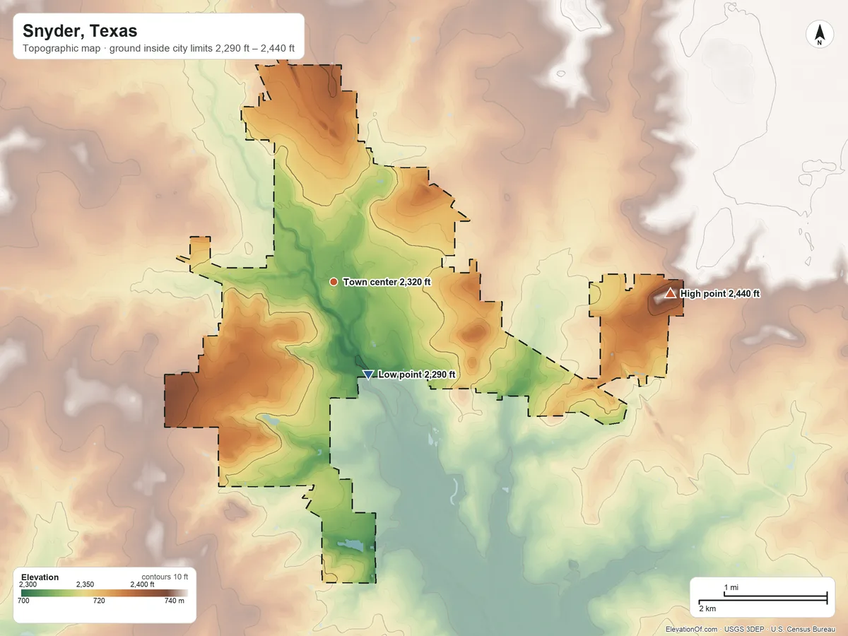 Topographic elevation map of Snyder, Texas, shaded from 2,290 ft on the south side to 2,440 ft on the east side